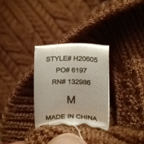 NWT Cold shoulder sweater dress - Picture 7 of 7